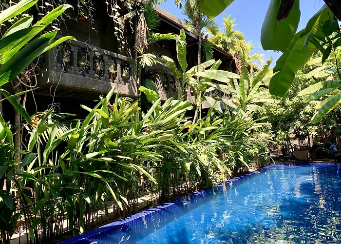 Resort Petit Temple & 4*