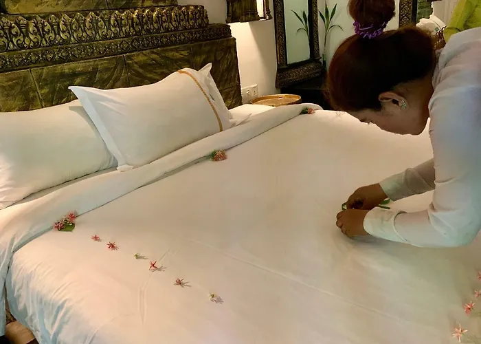 Resort Petit Temple & 4*